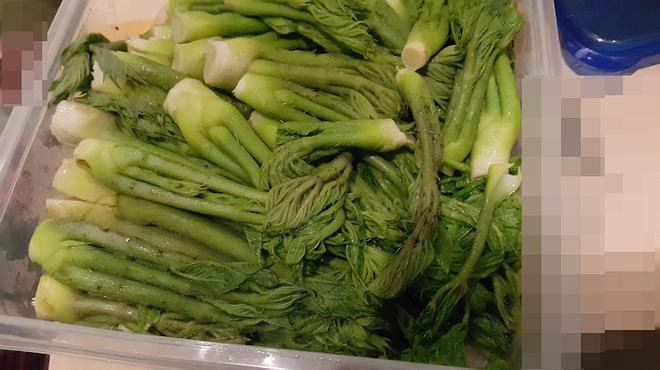 내가 삶은 두릅.jpg