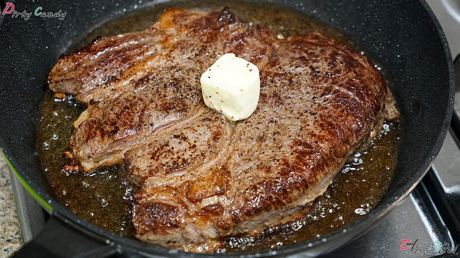 온 가족이 모여 양식 만들어 먹었습니다~!