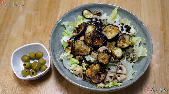 온 가족이 모여 양식 만들어 먹었습니다~!