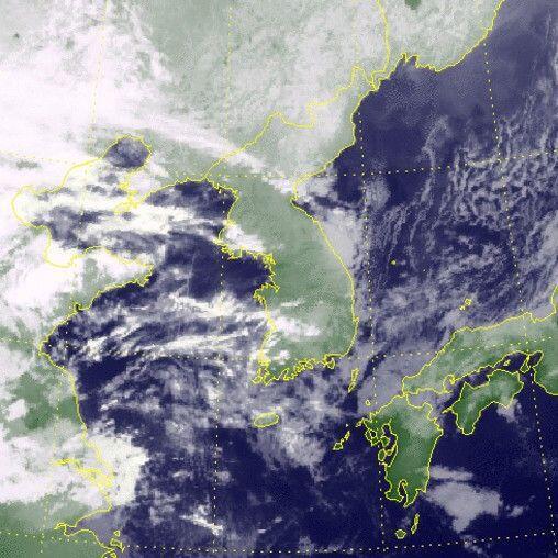 2019년 10월 06일 06시 30분의 한반도적외선영상 사진입니다.