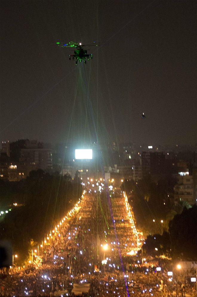 wp-content%2Fuploads%2F2013%2F07%2Fegypt-protests-helicopter.jpg%2Ffull-fit-in__1200x2000.jpg