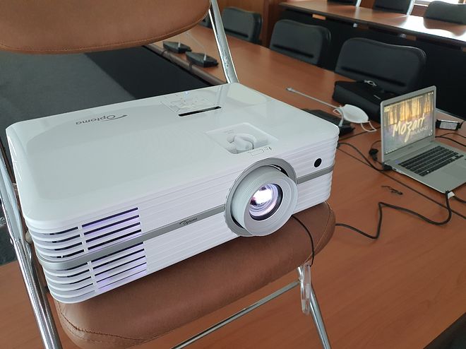 3. 모자르트(본체 pc).jpg