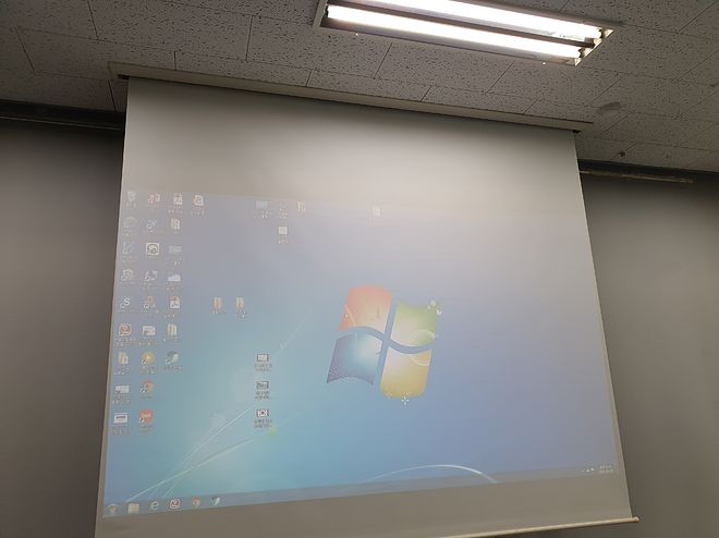 7. 끄기전 간접조명.jpg