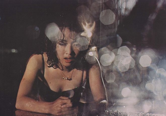 정윤희,이영하 - 진아의 벌레먹은 장미(1982년)