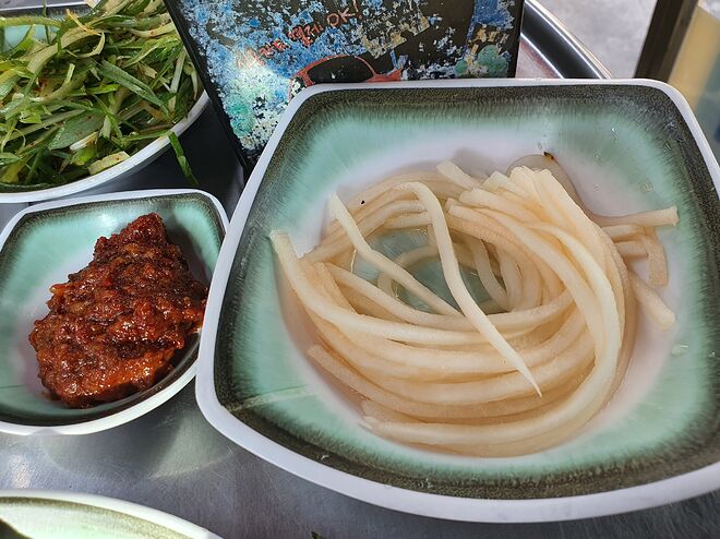 소고기 어디까지 먹어 봤니? 용문갈비집에서 한우암소갈비! - DPrime