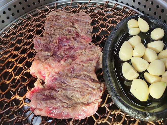 소고기 어디까지 먹어 봤니? 용문갈비집에서 한우암소갈비! - DPrime
