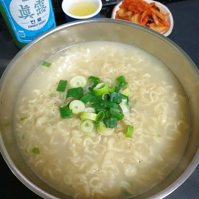 사리곰탕면에 한잔... - DPrime