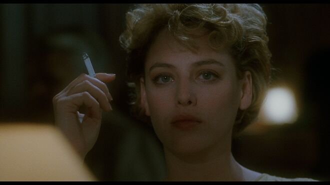 CANDYMAN - 4K UHD_t08.mkv_20220601_052819.378.png