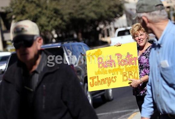 [잡담] 텍산들에겐 여전히 영웅인 부쉬 전 대통령...