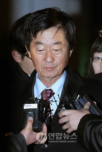 [노건평씨] 의 판결문? 말하자면 동생 살인죄랍니다.