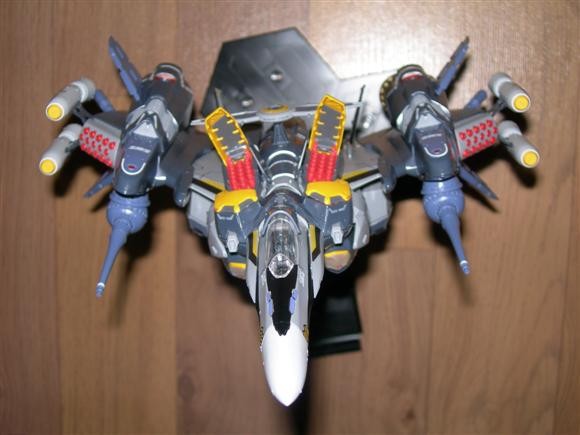 [완성작] VF-25 오즈마기 아머드 팩 완성샷 입니다