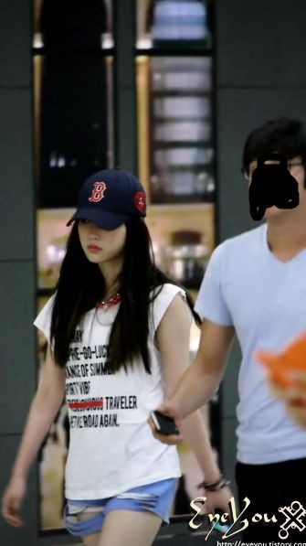 [사진] 똑같은 옷입은 아이유와 씨스타 효린