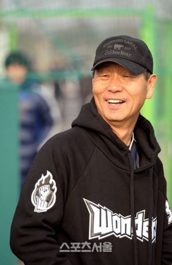 [야구잡담] 만약 고양 원더스가 1군 팀들을 조진다면?