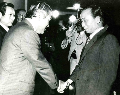 [간 단 히] 남재준을 못 내치는 이유