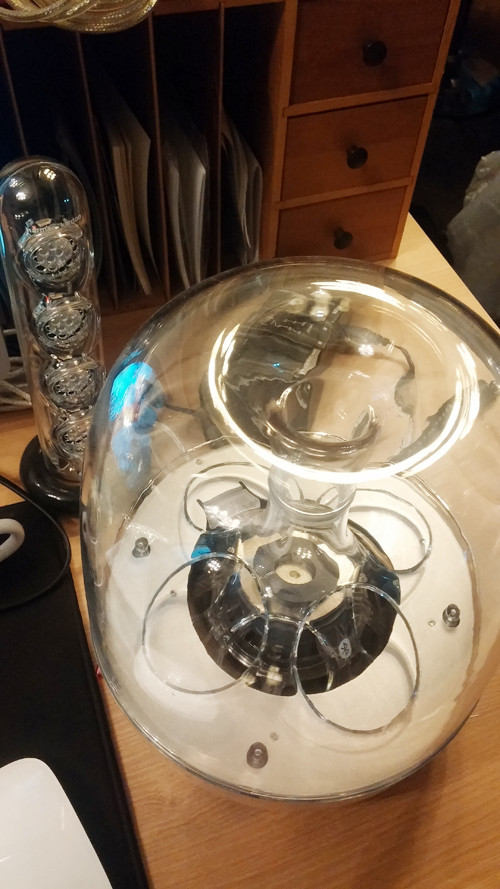 순식간에 가습기(?)가 되어버린 고급(?) 스피커