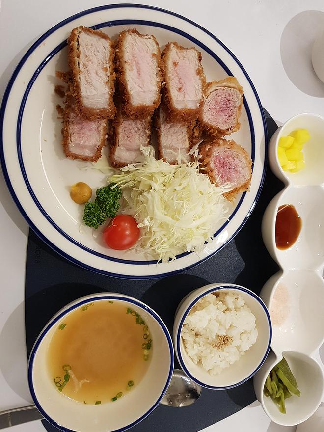 강남역 재재식당 돈까스 모듬 - DPrime