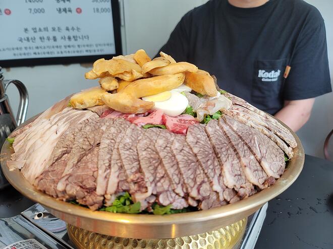 여의도 피양옥에서 낮술 시작합니다^^ - DPrime