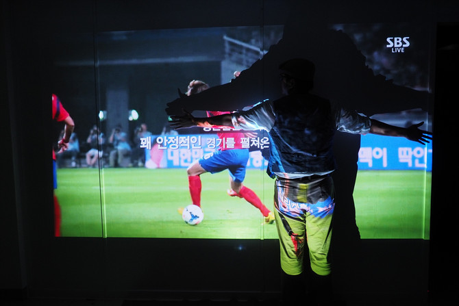 [정보] LG 초단초점 미니빔 PF1000U 소개