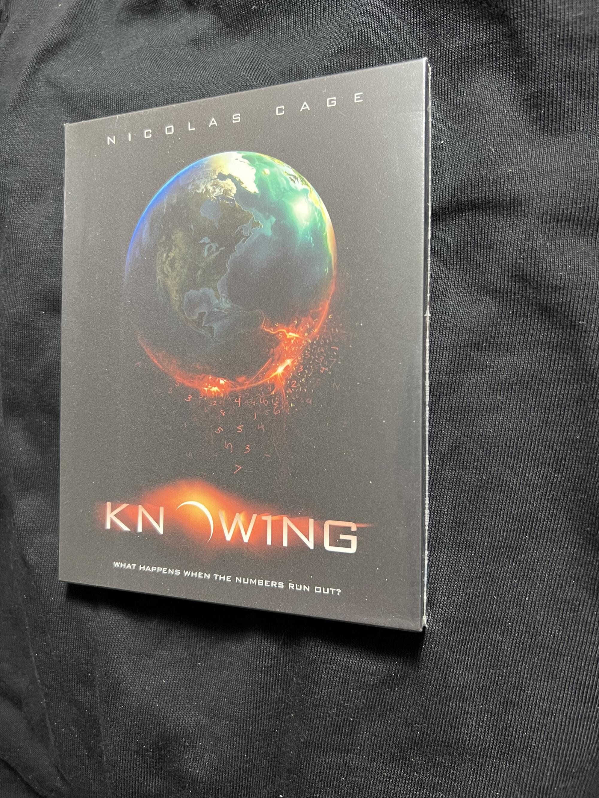 판매완료] 루시 노잉 커런트워 싱글맨 소년은울지않는다 블라인드바이더라이트 잠수종과나비 리플레이스먼트킬러 파앤드어웨이 나잇&데이 팝니다  - DVDPrime