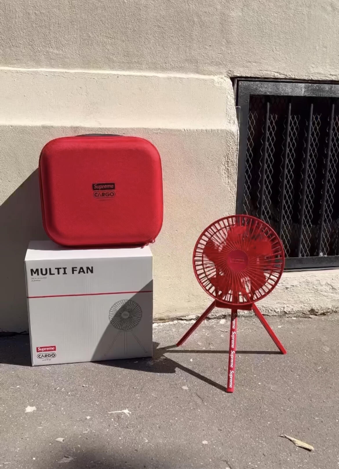 Supreme Cargo Container Electric Fan red www.apidofarm.com