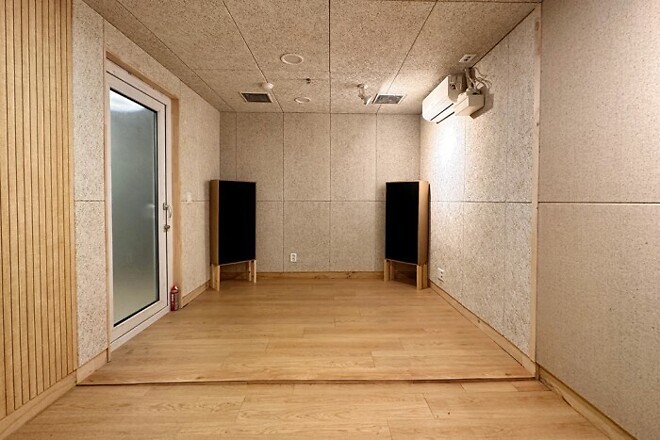 [홍대, 신촌] (큰방공실)초역세권, 인근 최저가(초특가 할인 진행중), 샤워실 완비, 숙식가능