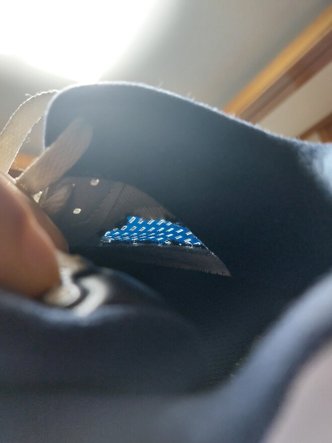 드디어 부상에서 벗어나며... pu중창의 매력과 조던5로우 개조기