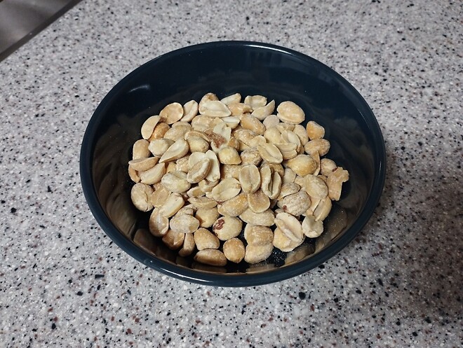 요즘 제일 많이 해먹는 간식 - 치즈땅콩