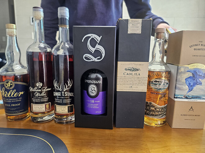 아침부터 마시는 위스키 모임