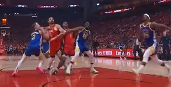 이제보니 아담스가 아멘탐슨을 밀었군요.jpg