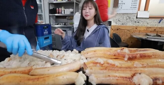 대창 40인분 먹는 유투버 ㅎㄷㄷ