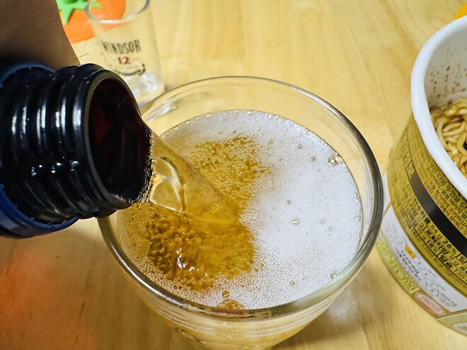 동네산 가려다가 타죽을것 같아서 혼술