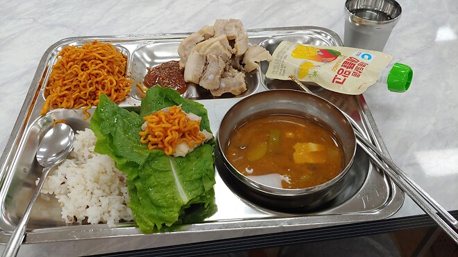 오늘 급식 개맛있었어서 인증합니다