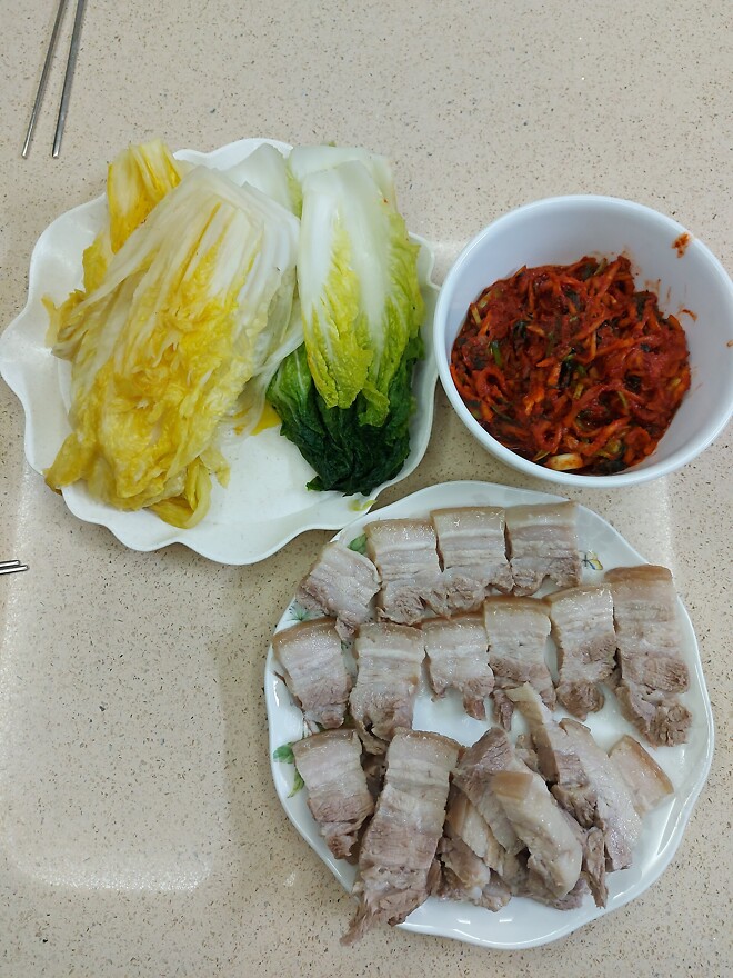 김장 완료! 수육 맛있게 먹겠습니다!(feat 갓김치, 파김치)