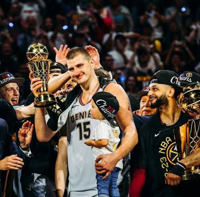 요키치 VS 샤크 ㅡ 누가 최고 센터인가?