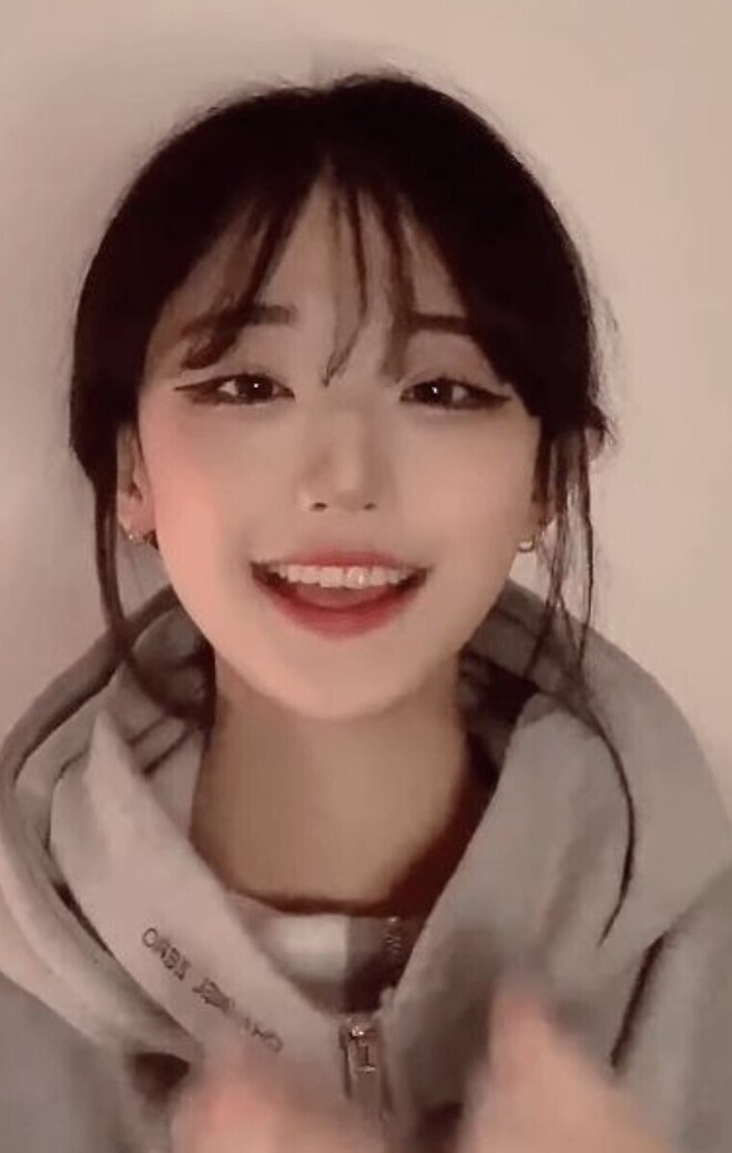 냥뇽녕냥 - 너드가 퀸카 춤을 춘다면