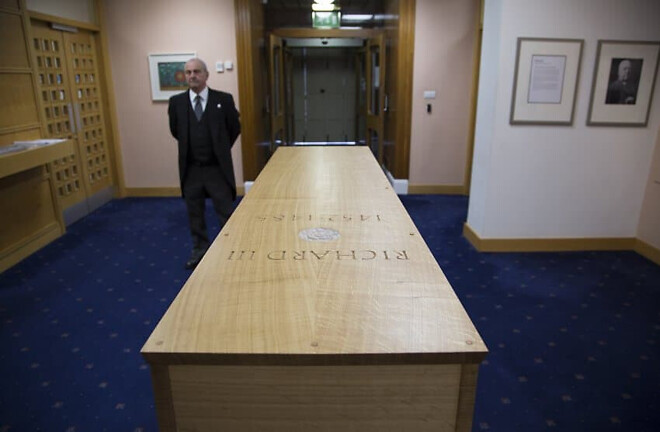 허리가 정말 안좋았던 역사적 인물