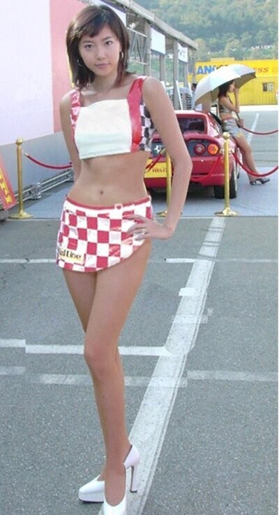 레이싱걸 시절 오윤아