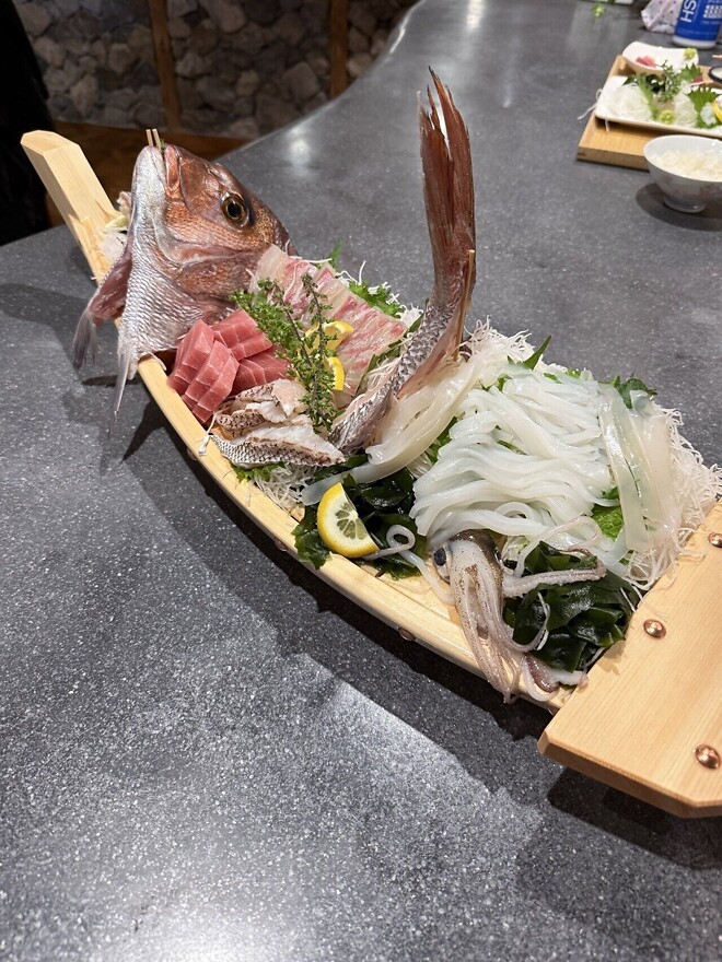 생선 손질하는 AV 배우