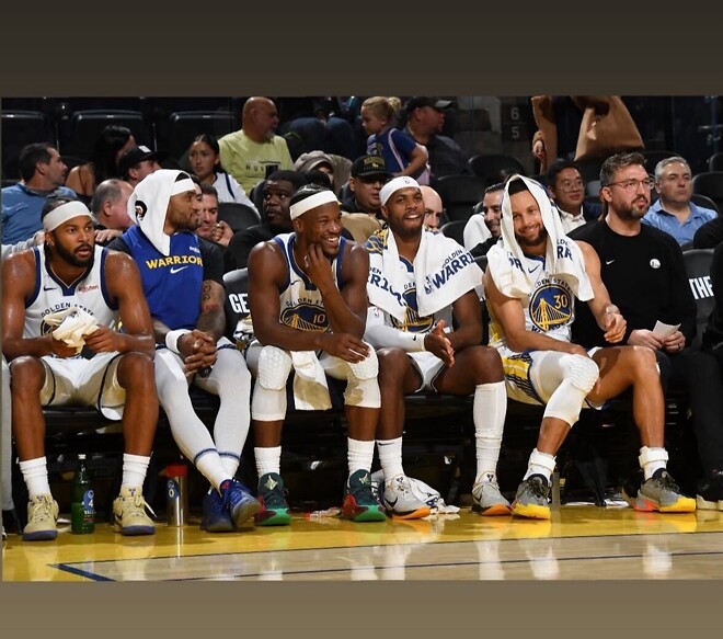 그러나 이사진이 표지로 사용되는 일은 없었다