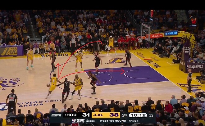 브로니가 볼핸들러 하면 공격이 안되는 이유