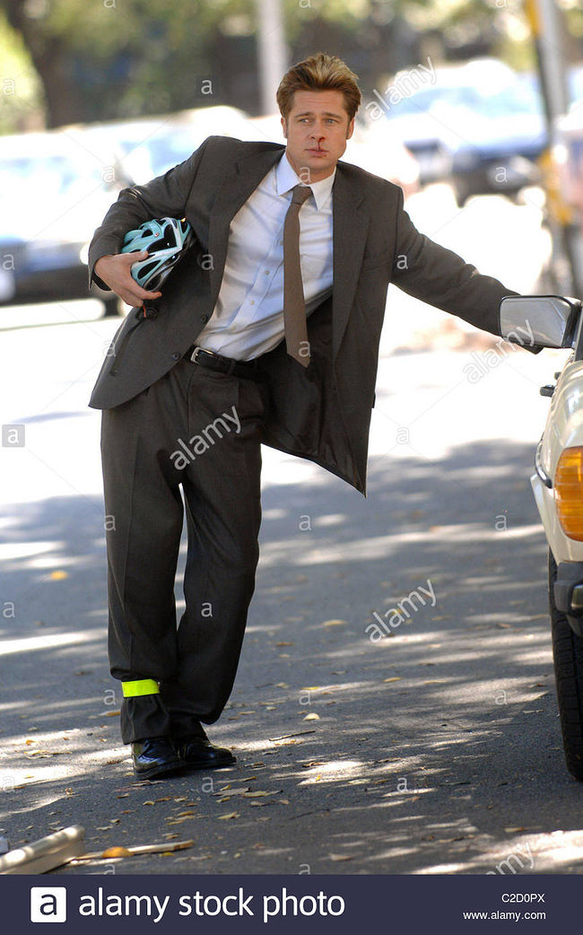 brad-pitt-with-bloody-nose-on-the-film-set-for-burn-after-reading-C2D0PX.jpg