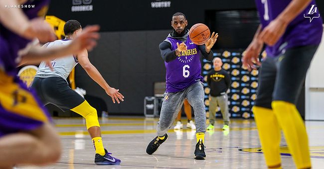 레이커스 트레이닝 캠프 소식 (2)