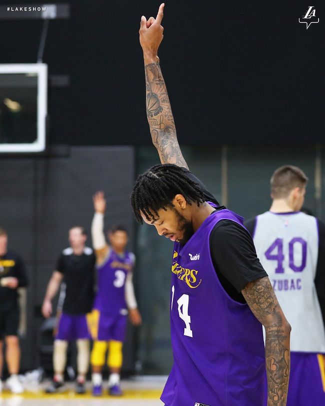 레이커스 트레이닝 캠프 소식 (2)