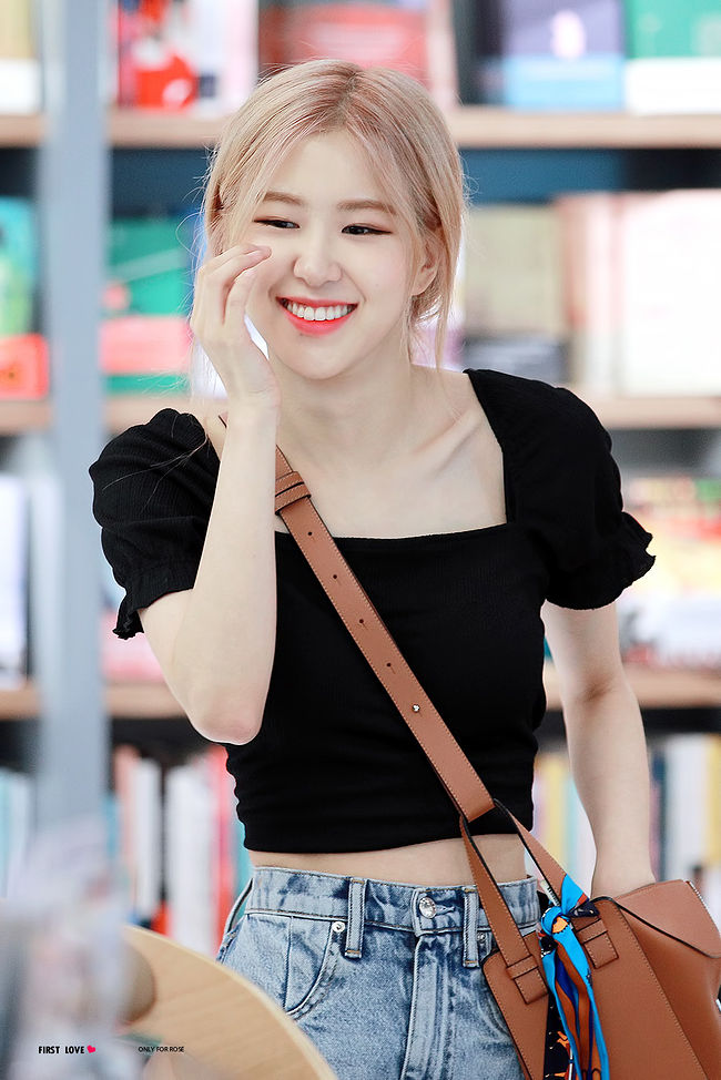 매력적인 다.람.쥐 블랙핑크 로제~&hearts; 스.압.주.의