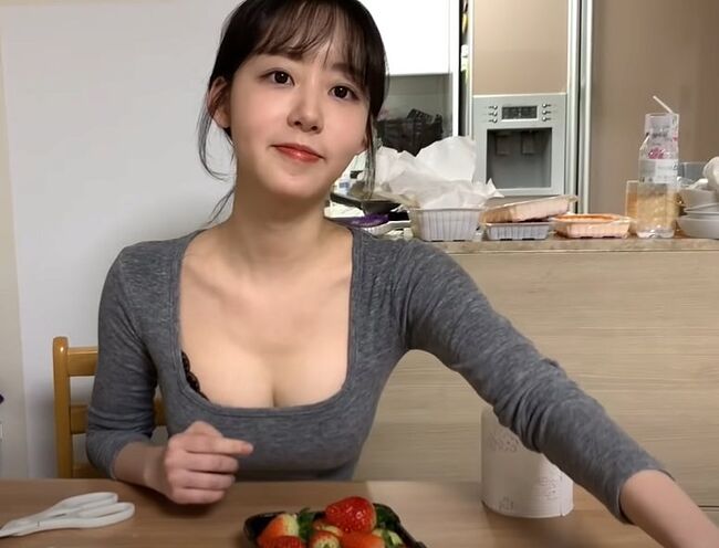 20231202212448_q2WwwkwxZi.jpeg 예뻐서 남사친 한 명밖에 없다는 여자 ㄷ..JPGIF
