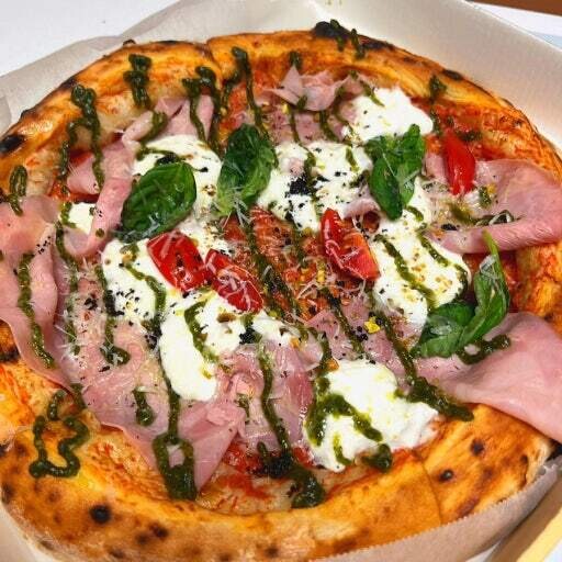 어떤 피자를 먹어야 할지 모르겠네요