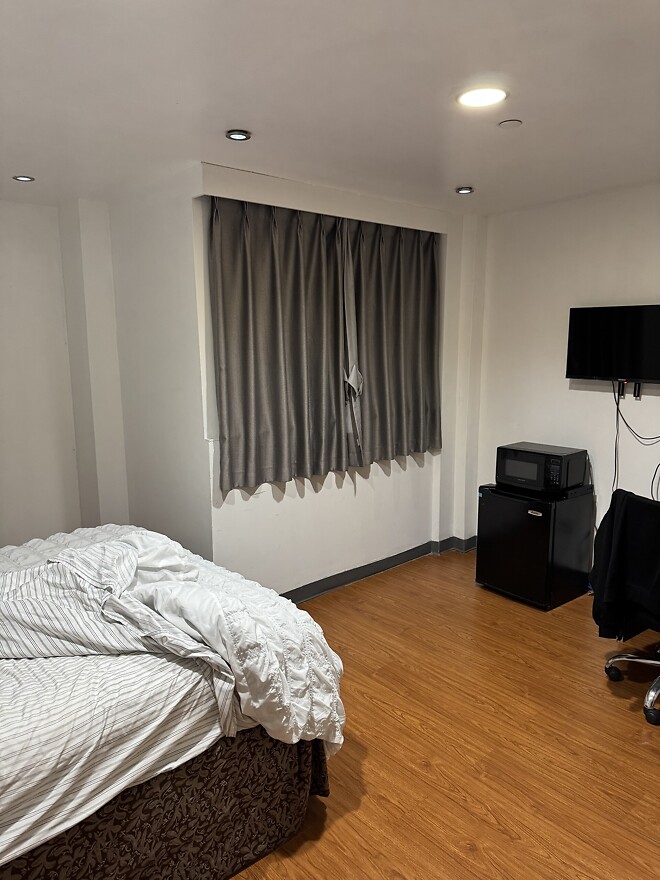 뉴욕) 하룻밤 저가로 떼우기 적당해보였던 숙박