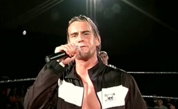 Wwe 오늘 레메 cm펑크 역대급 등장씬.mp4