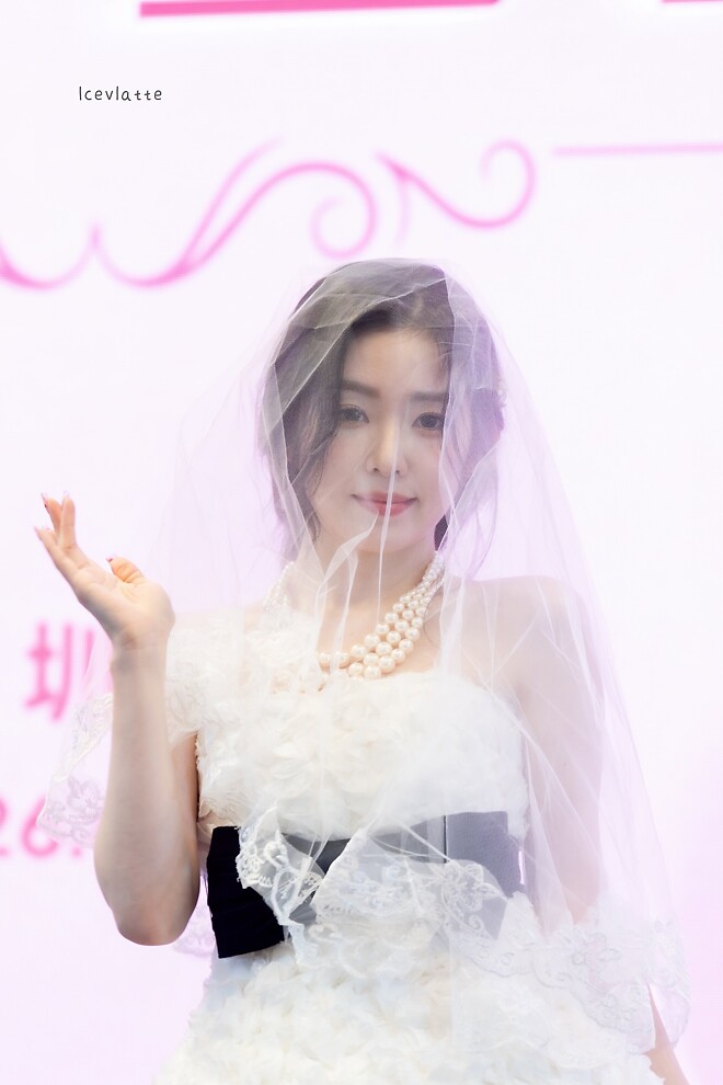 어제 아이린.jpg