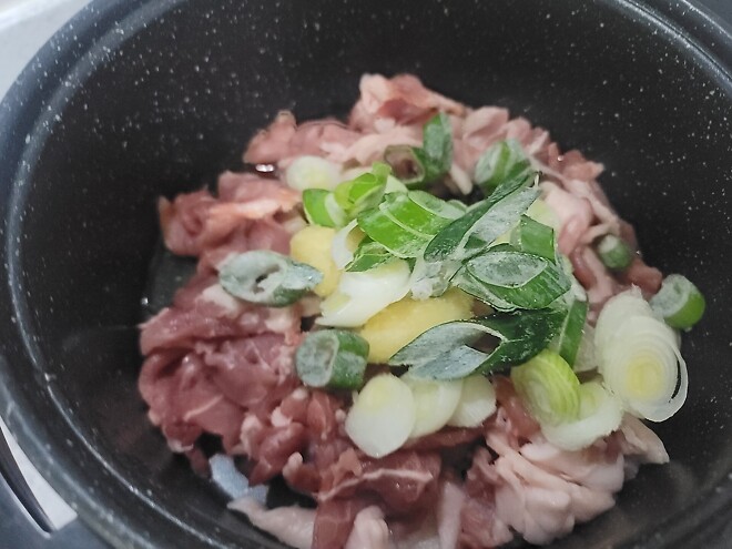 된장찌개 vs 김치찌개